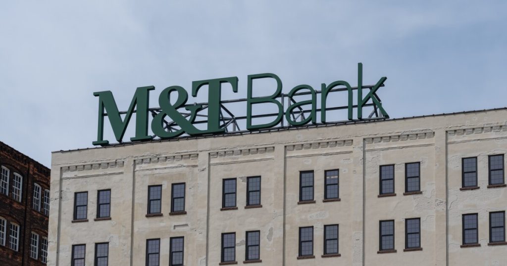 M&T Bank hires ex-USAA executive as new chief risk officer