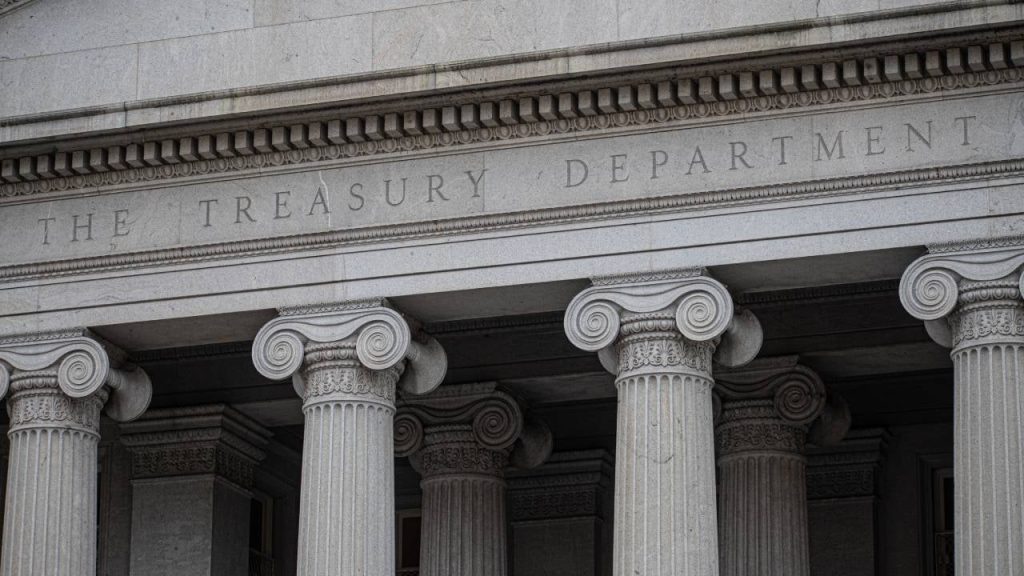 Treasury Bonds vs. Treasury Notes vs. Treasury Bills