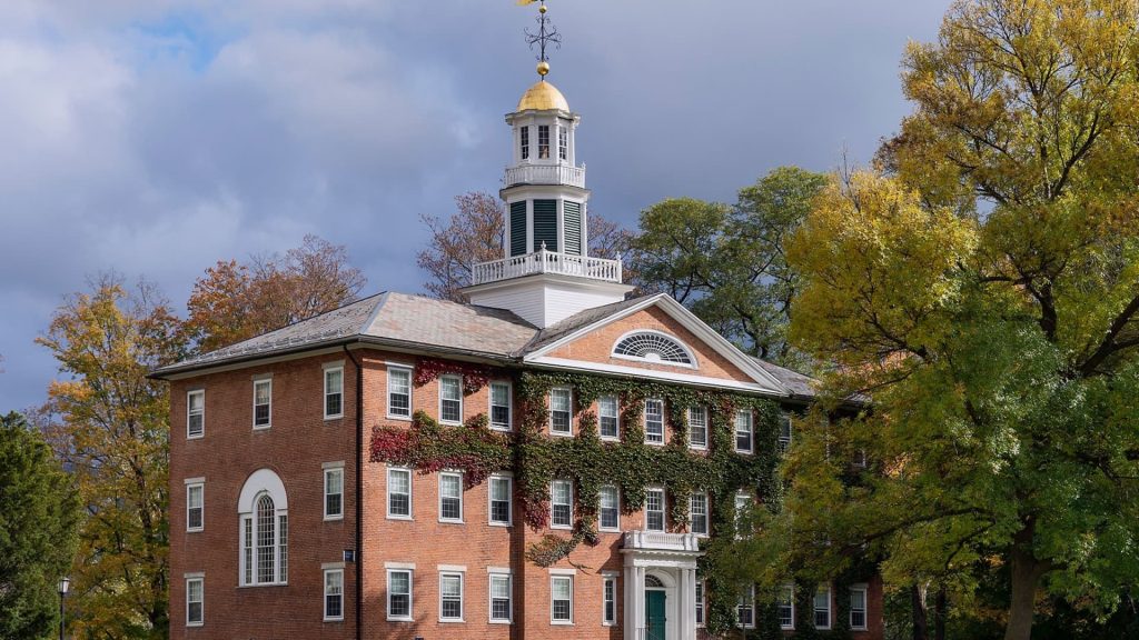 The top private and public colleges for financial aid