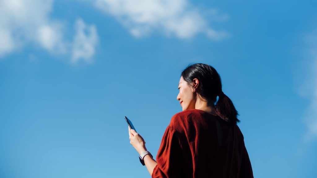 Most women wish they started investing sooner, Schwab finds