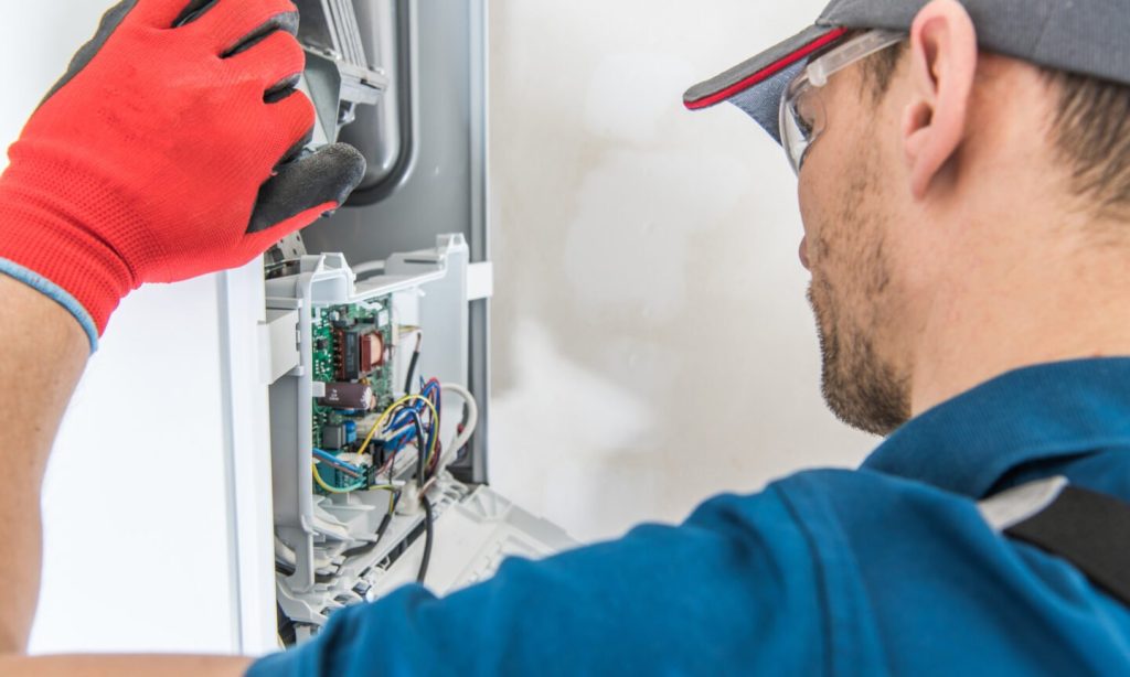 How Much Does It Cost to Replace a Furnace in 2025?