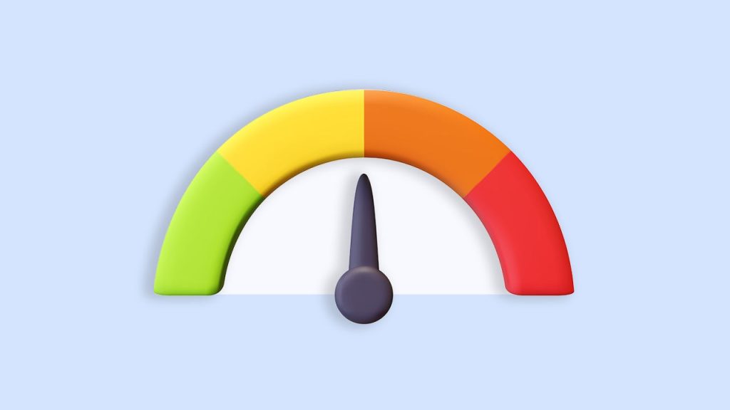 What is the average credit score for personal loans?