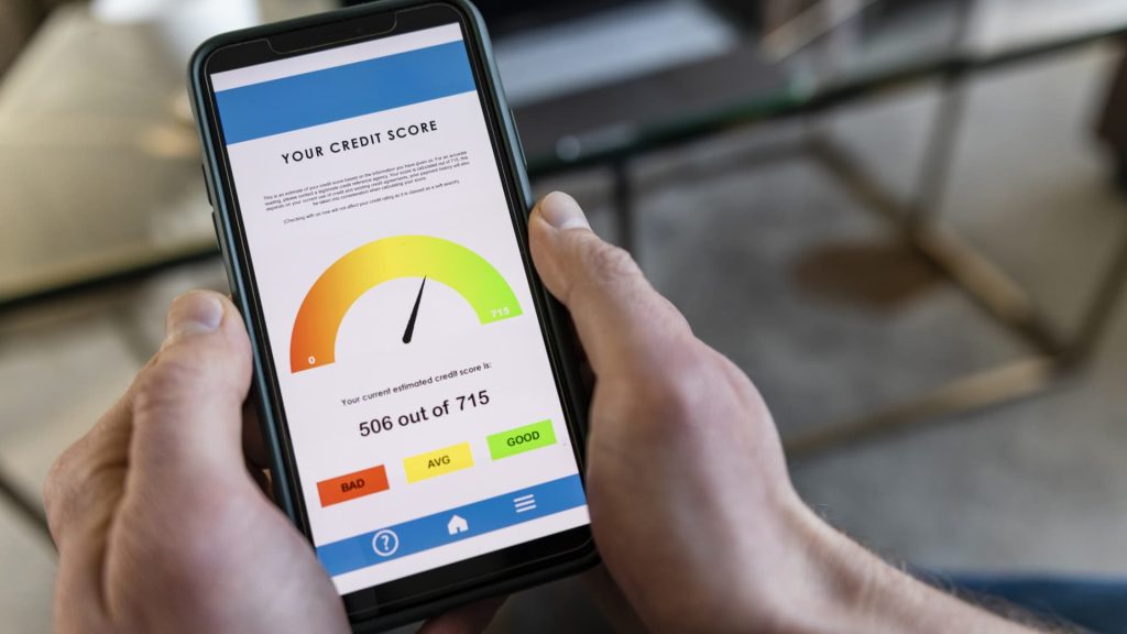 Credit scores fall year over year, more borrowers miss payments