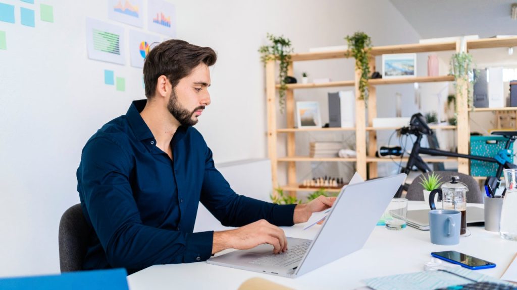 6 best investments for beginners