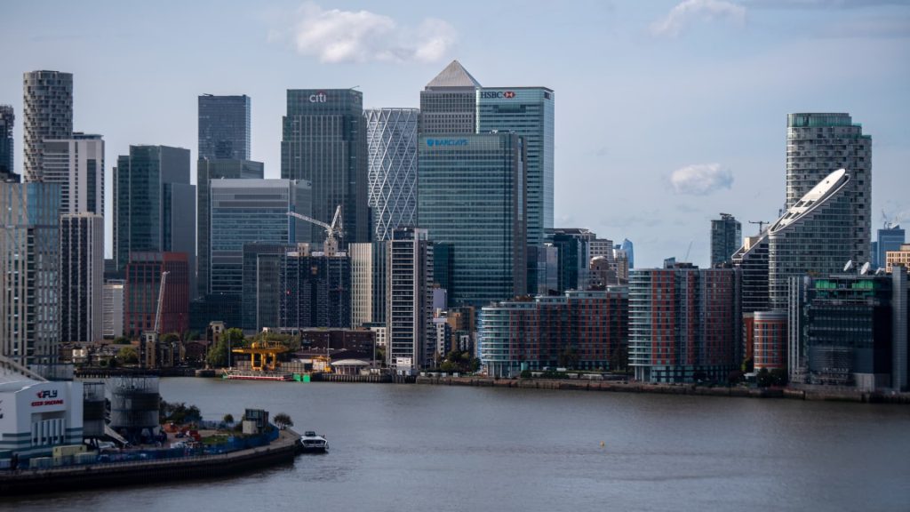 London’s Canary Wharf gains momentum as Visa, JPMorgan lease space London’s Canary Wharf gains momentum as Visa, JPMorgan lease space