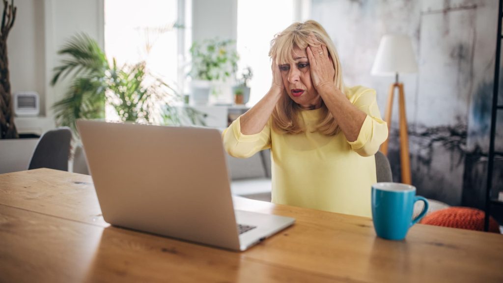 Financial fraud costs many older adults 0,000 or more: FTC Financial fraud costs many older adults 0,000 or more: FTC