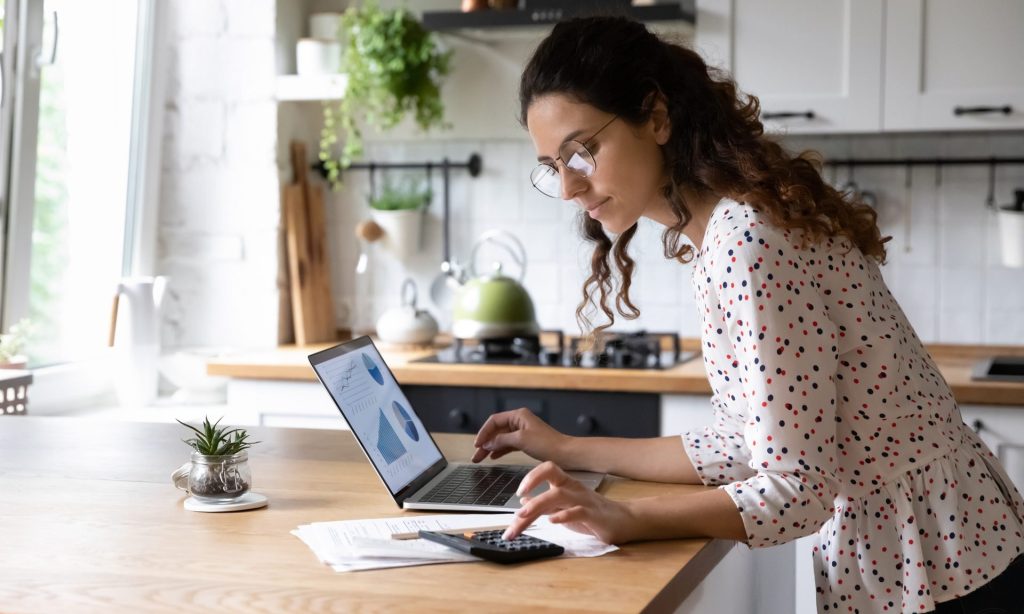 6 Fast Ways to Simplify Your Finances in 2026