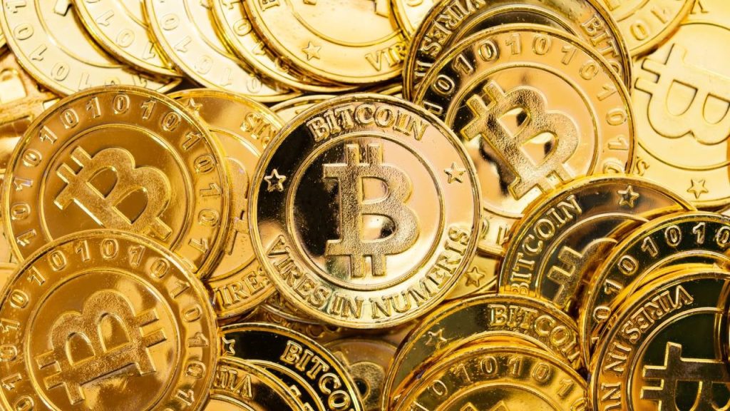 Bitcoin price tops 0,000 for first time in history: What you need to know Bitcoin price tops 0,000 for first time in history: What you need to know