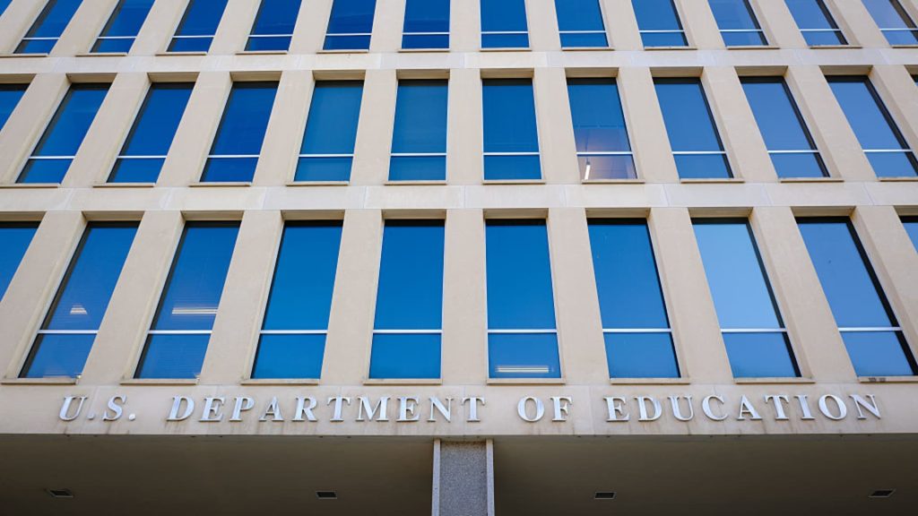 Judge dismisses Trump officials’ bid to end SAVE plan