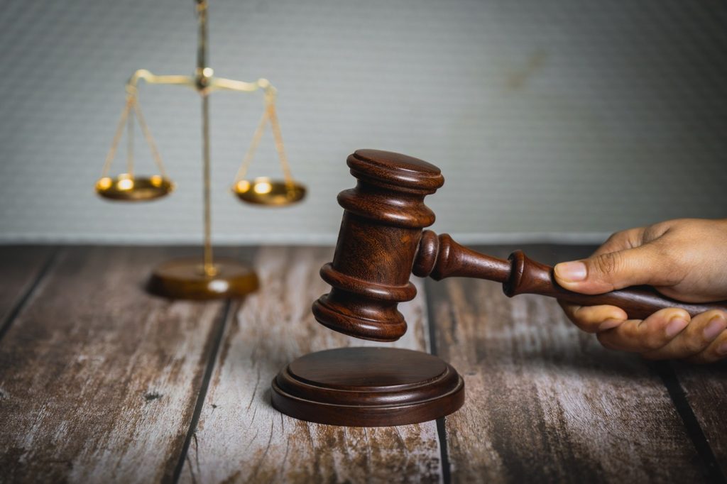 Five-year prison terms handed to Fortress founders in mortgage fraud case