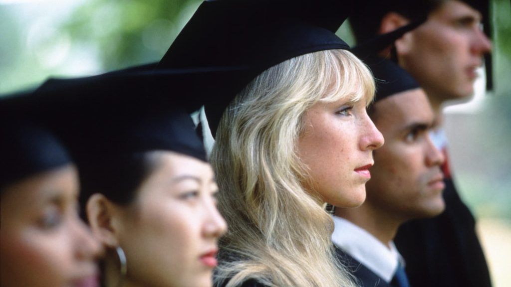 New college graduates face a tough job market: Money moves to help